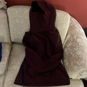 NIKE TECH MAROON MENS HOODIE SIZE M